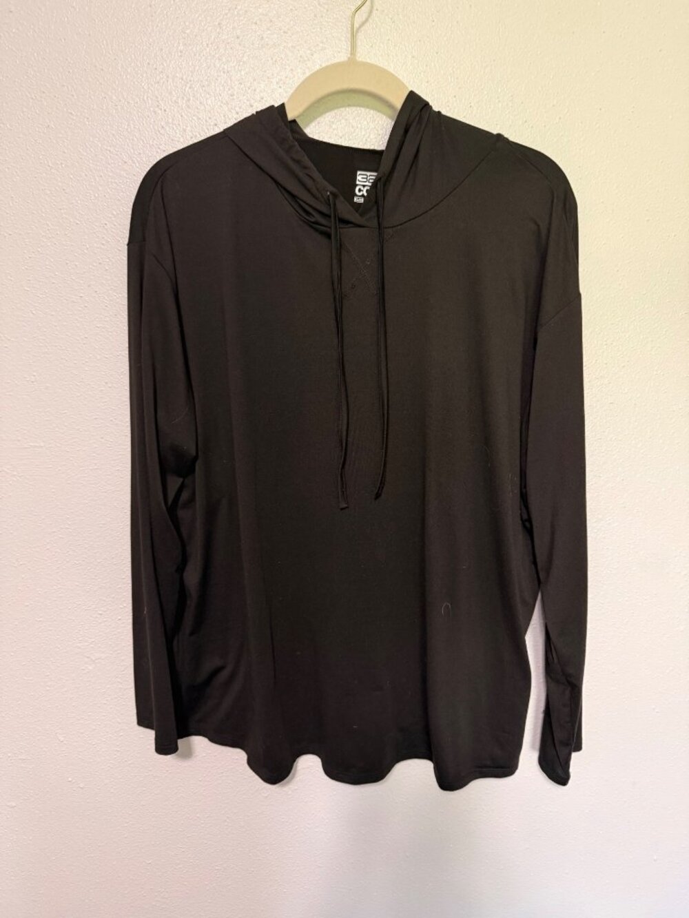 32 Degrees Cool Hoodie Tshirt Light Weight Black Rayon Feel Womans XL